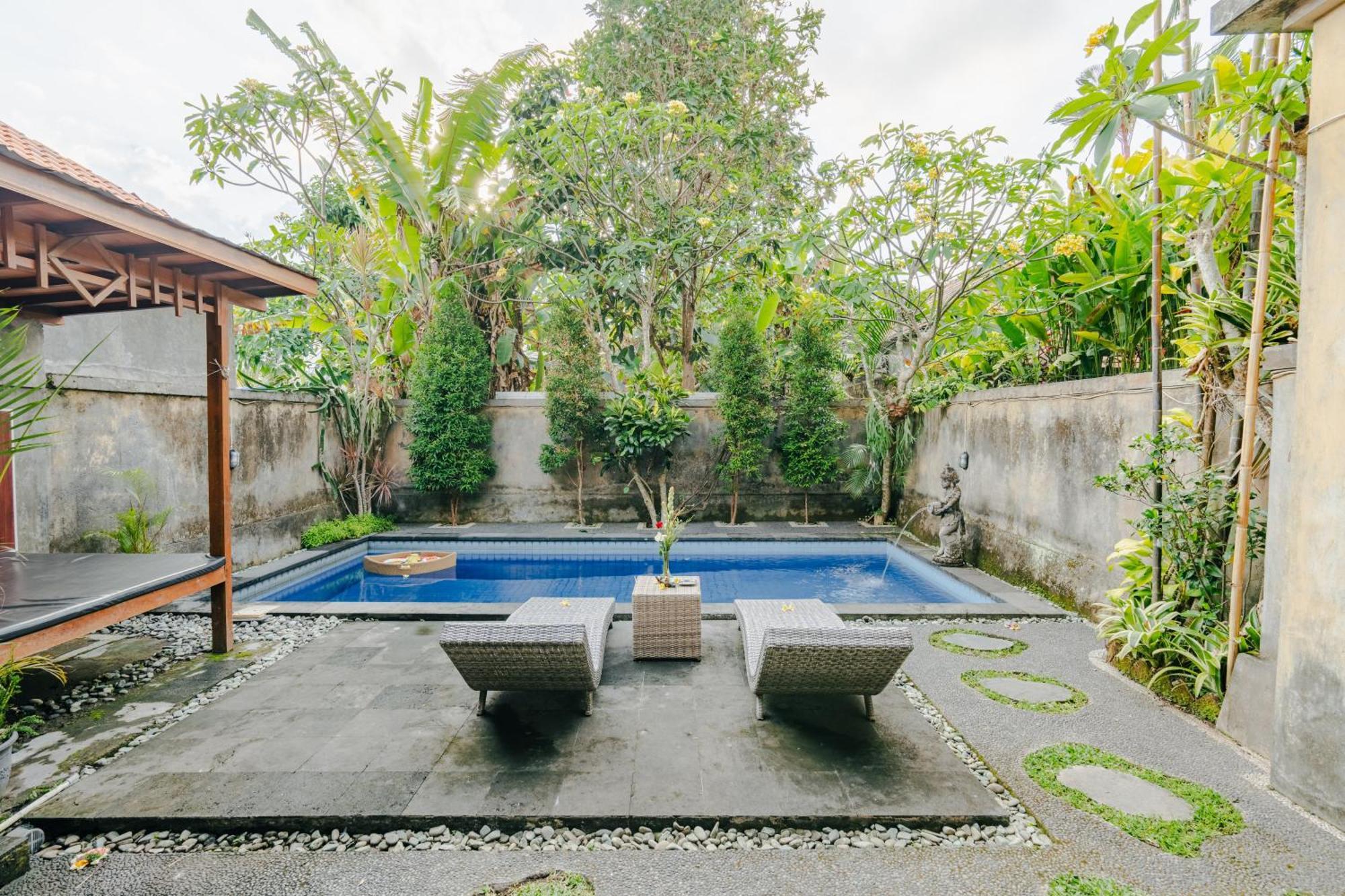 Sebudjan Grand Aurora Ubud Hotel Exterior photo